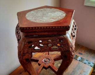 pats small rosewood table