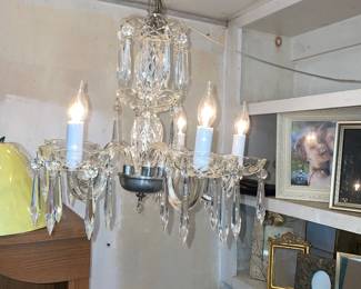 Chandelier 