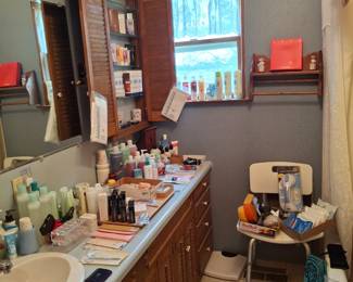 Lots of Bathroom Supplies!