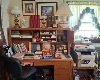 Lots of Office Supplies!