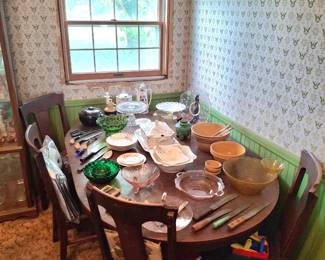 Variety of Vintage and Depression Items!