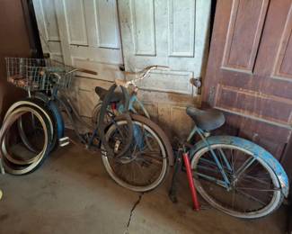 2 Vintage Bicycles! And Several Old Farmhouse Doors!