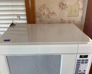 Microwave made by GE