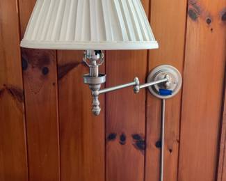 Wall lamp