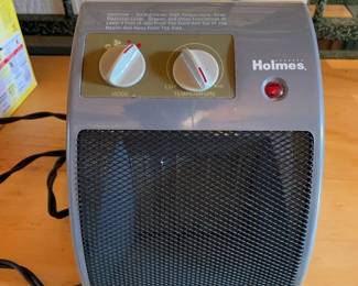 Ceramic heater