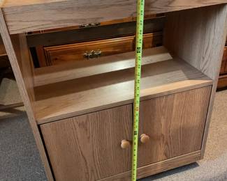 Rolling cabinet
