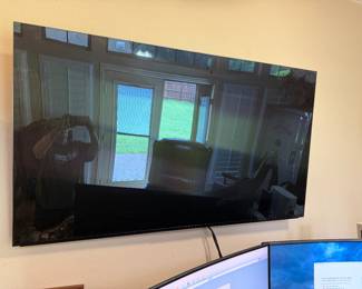 65" Sony Bravia tv