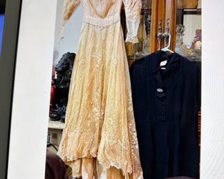 vintage lace dress