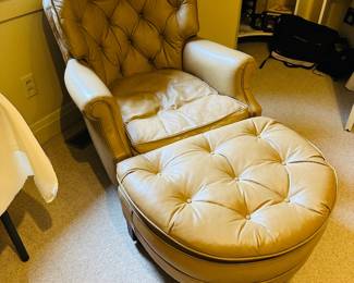 vintage "Classic Leather" chair from Hickory, NC