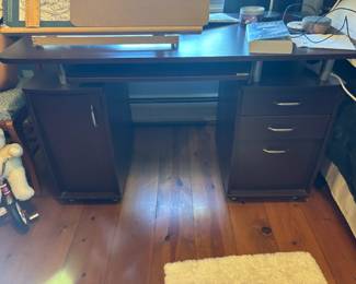 Computer desk