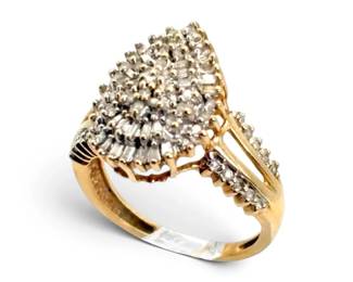 10k Gold Diamond Cluster Ring Size 6 2.85g