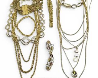 Dainty GoldToned Chains Necklaces