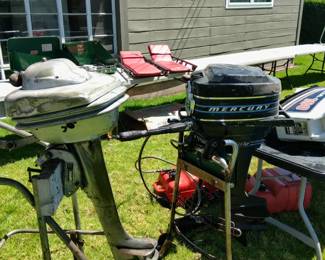 4 Outboard Motors 