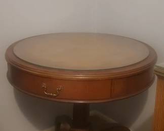 Round table_2 - $225