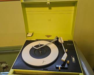 Vintage Zenith Record Player 