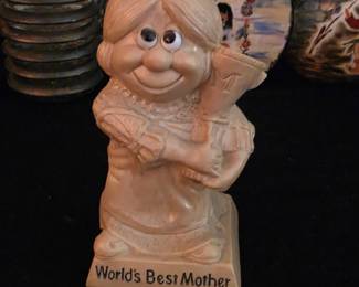vintage "World's Best Mother" figurine