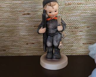 M.I. Hummel "Chimney Sweep" figurine (model #12)