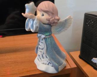 Precious Moments "LED Angel Musical" figurine