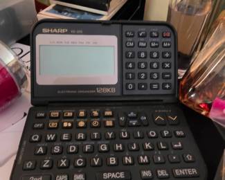 vintage Sharp YO-370 Electronic Organizer