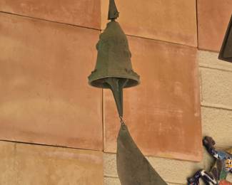 Cosanti / Arcosanti / Paolo Soleri-style cast bronze wind bell