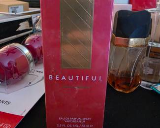 bottle of Estée Lauder Beautiful Eau de Parfum spray