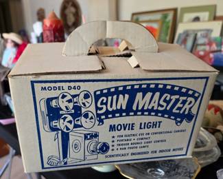 vintage Sun Master Model D40 movie light, and the original