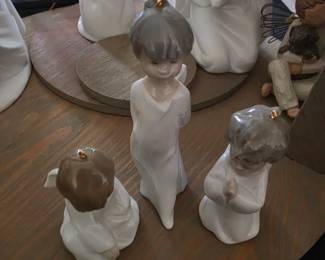 porcelain figurine Lladró angel from the Miniangelitos set