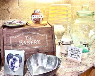 Vintage Kitchen Collectibles 