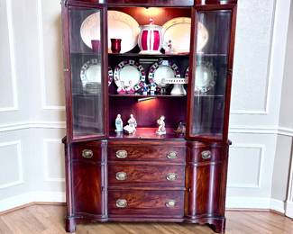 Duncan Phyfe Serpentine China Cabinet