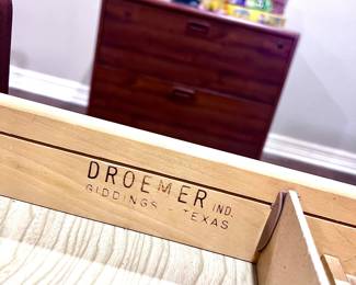 Droemer Office Furniture- Giddings Texas