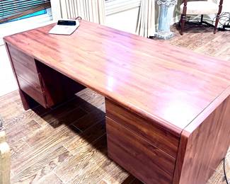 Desk Droemer Office Furniture- Giddings Texas