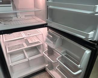 Kenmore Refrigerator Great working condition. Must be able to move and load yourself