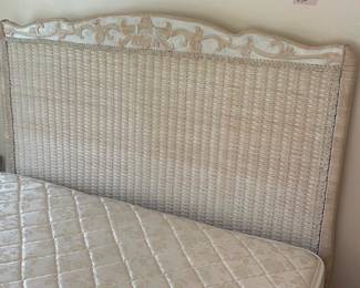 Vintage Wicker Pier 1 “Jamaica” Queen Headboard & Frame  Excellent condition.   Must be able to move down from upstairs and load yourself