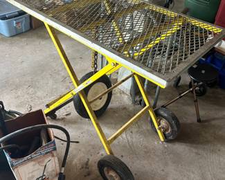 Portable Welding / Work Table / Bay City in Selkirk Must be able to move and load yourself