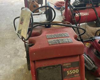 Generac WheelHouse 5500 Generator  Great working condition. Runs on propane or gas  Must be able to  move and load yourself