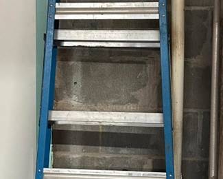 Keller 8’ Fiberglass Step Ladder  Great condition 