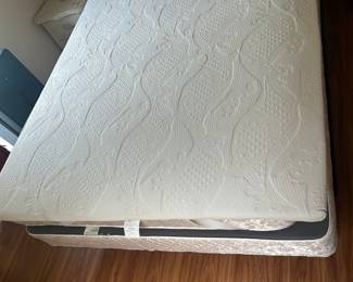 My Pillow Queen 2” foam Mattress Topper  Excellent condition!  No stains