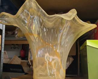 GORGEOUS MURANO VASE!