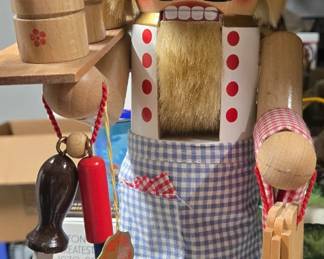 STEINBACH GRILLING NUTCRACKER, GREAT FOR FATHER'S DAY!
