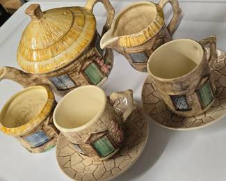 SWEET 7-PIECE COTTAGE TEA SET