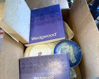 Collectible plates