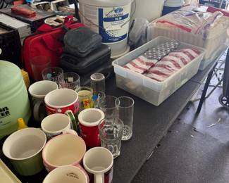 Cups, collectibles