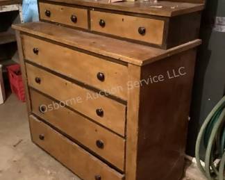 Vintage dresser