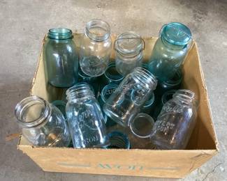 Several lots of canning jars