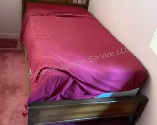 Twin bed set