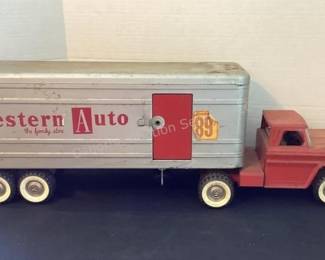 Structo tractor trailer rig