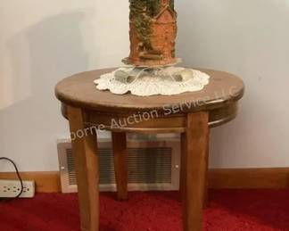 Wood stand & candle