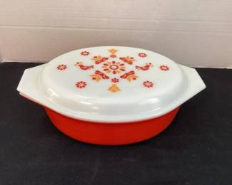 Pyrex Friendship casserole