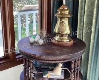 Plant stand, brass embossed duck lamp & more