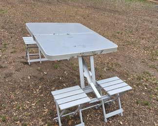 Suitcase bench